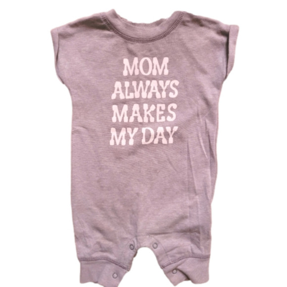 CAT & JACK grey bodysuit. SIZE 0-3 months. EXCELLENT CONDITION! - Picture 2 of 5